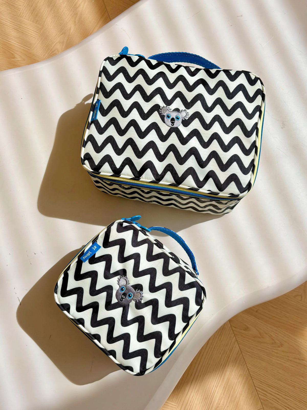 Beach Sunbath Multipurpose Lunch Bag - 23 x 18 x 10 cm